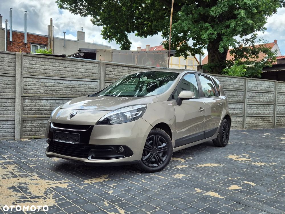 Renault Scenic 1.6 16V 110 TomTom Edition - 1