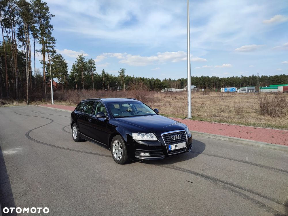 Audi A6 Avant - 1