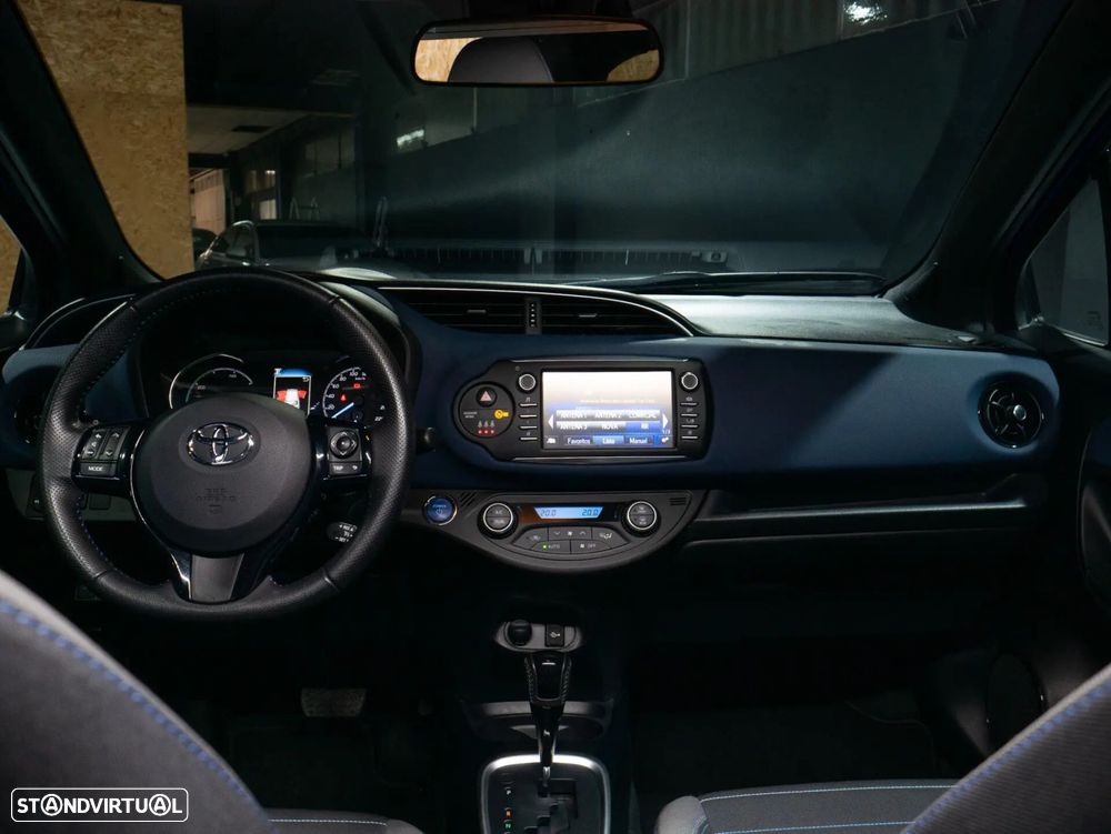Toyota Yaris 1.5 HSD Square Collec.Blue - 28