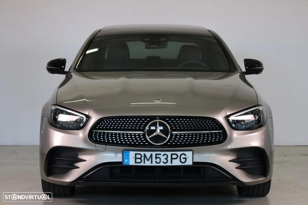 Mercedes-Benz E 300 e AMG Line - 3