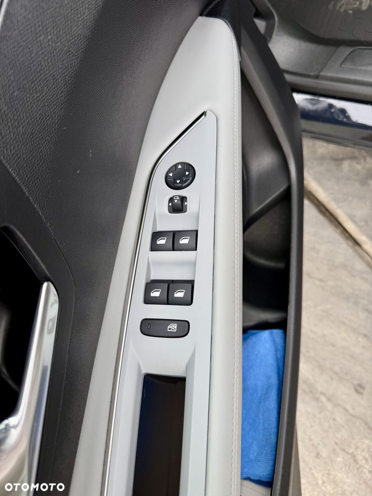 Peugeot 3008 2.0 BlueHDi Crossway S&S EAT8 - 14