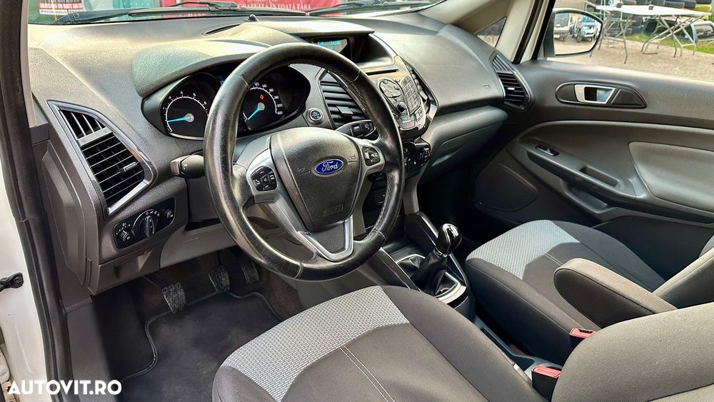 Ford EcoSport - 6