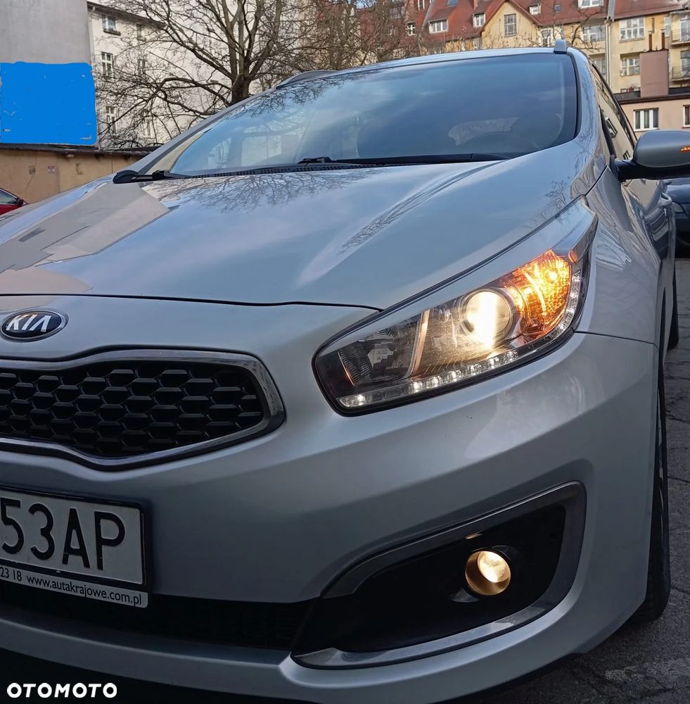 Kia Ceed 1.6 CRDi L Business Line - 11