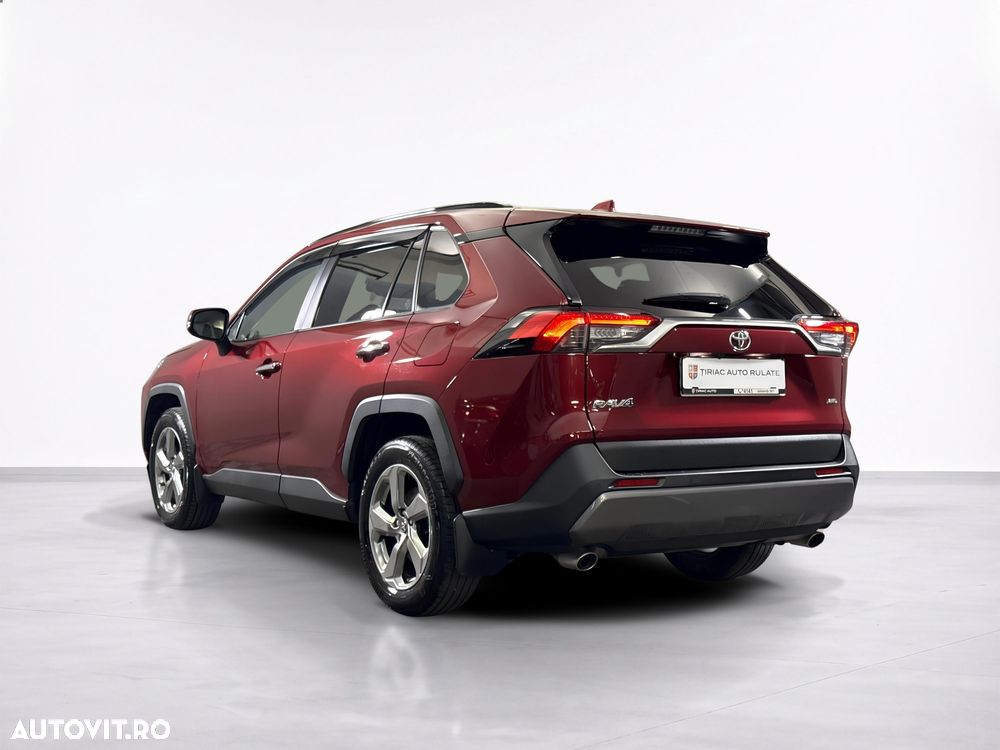 Toyota RAV4 - 4