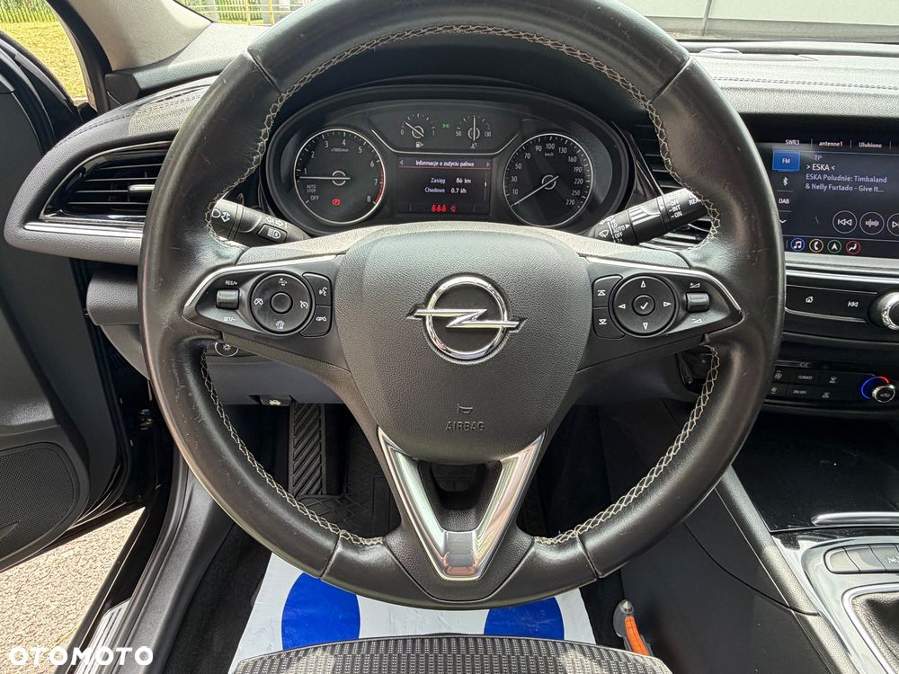 Opel Insignia - 14