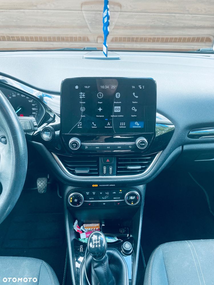 Ford Fiesta 1.1 SYNC Edition - 19