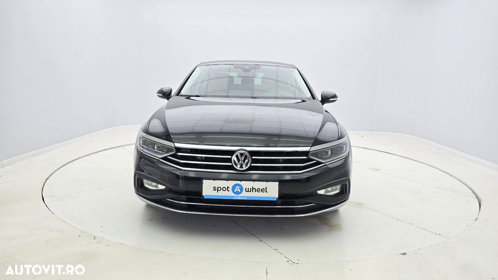 Volkswagen Passat 2.0 TDI DSG Highline - 2