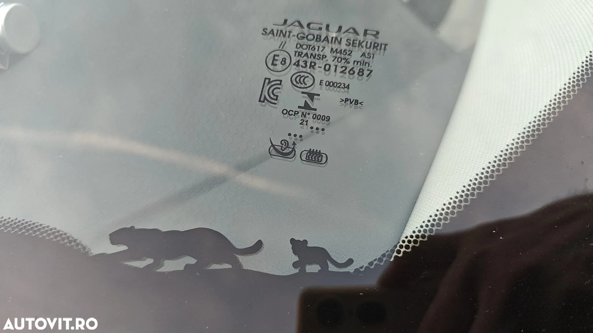Jaguar E-Pace P200 AWD R-Dynamic SE - 7