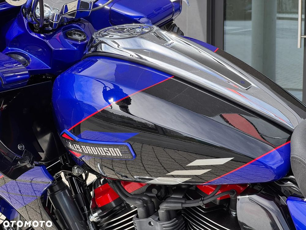 Harley-Davidson Touring Road Glide - 22