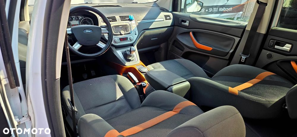 Ford Kuga 2.0 TDCi Titanium - 16
