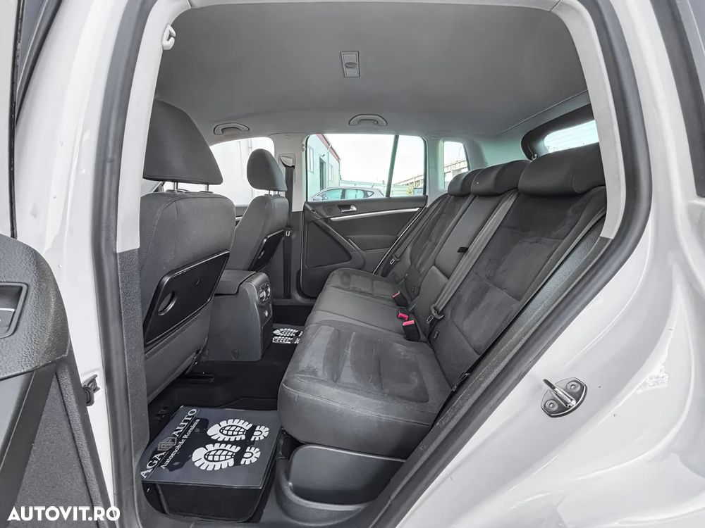 Volkswagen Tiguan - 9