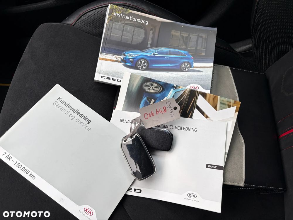 Kia ProCeed 1.6 T-GDI DCT7 OPF GT - 38