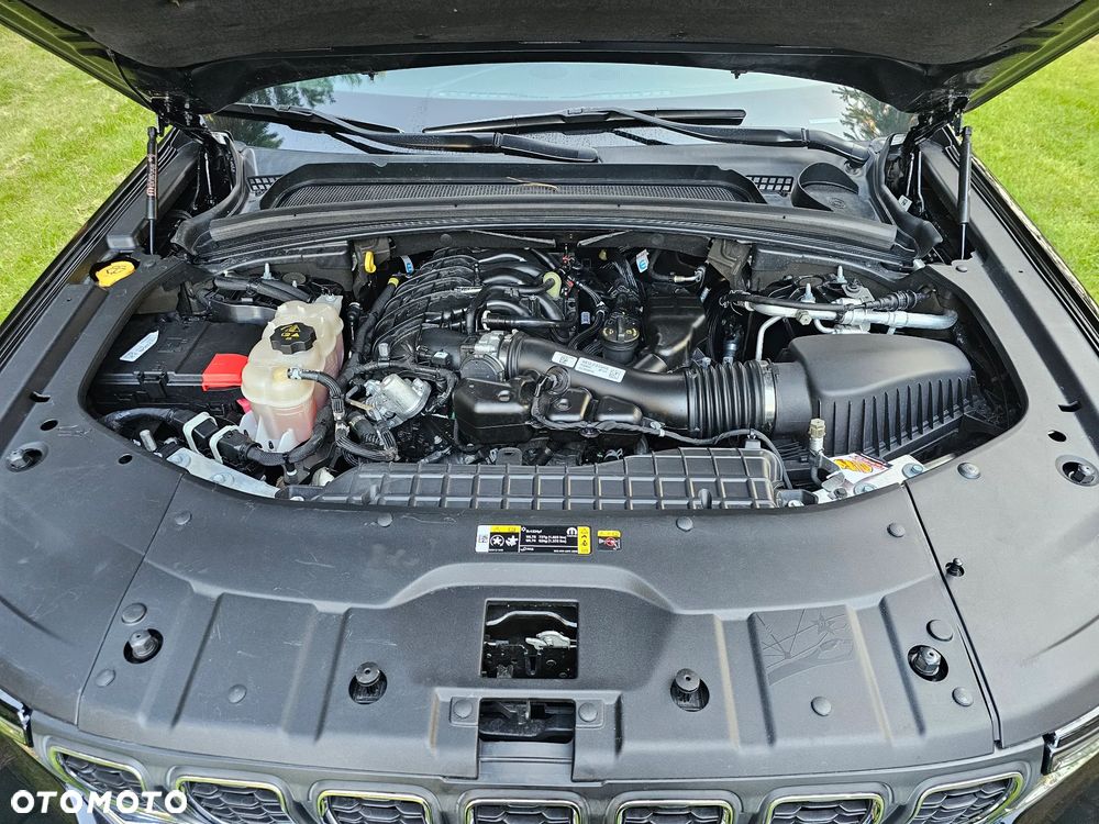 Jeep Grand Cherokee - 13