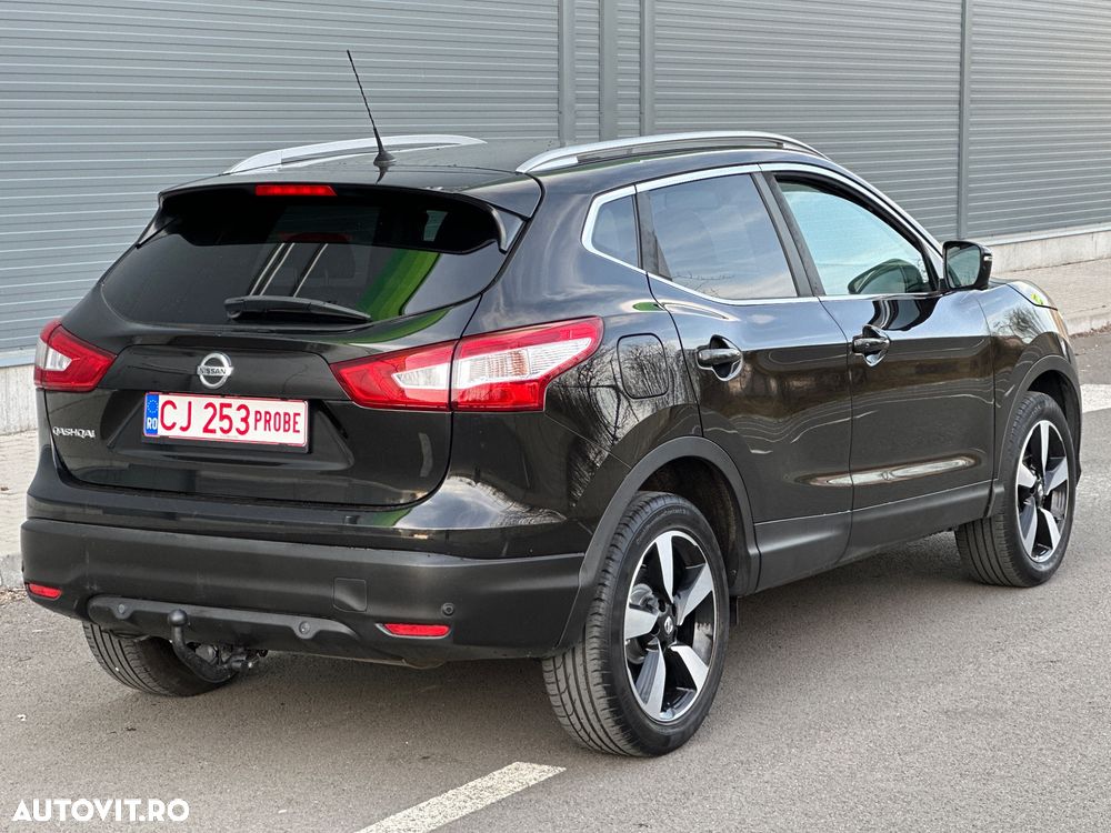 Nissan Qashqai 1.6 DIG-T N-Connecta - 25