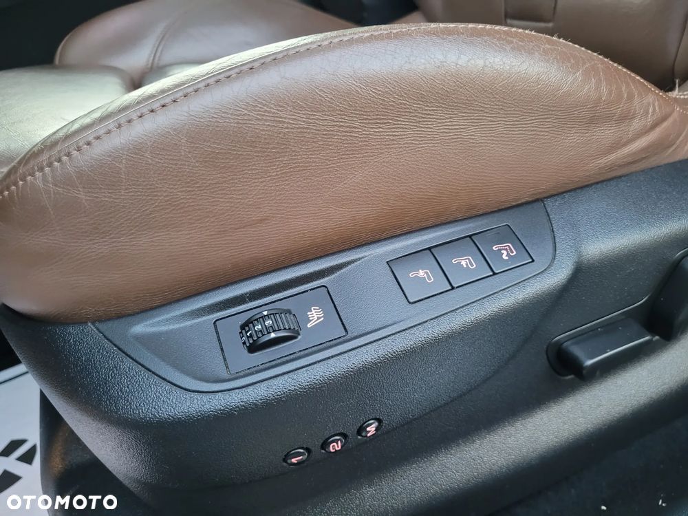 Citroën DS5 Hybrid4 Business Class - 23