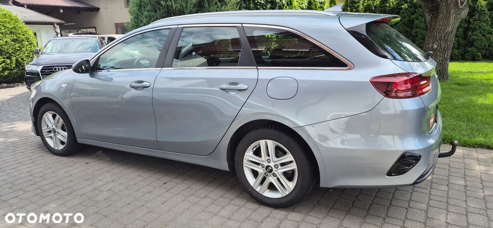 Kia Ceed 1.6 CRDi DCT Vision - 6