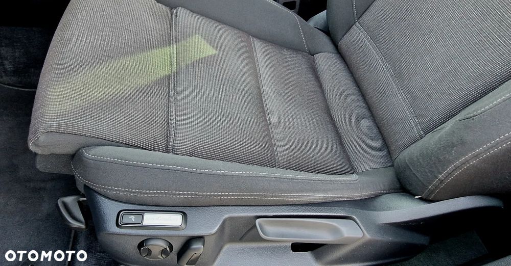 Volkswagen Passat 2.0 TDI SCR (BlueMotion Technology) Comfortline - 11