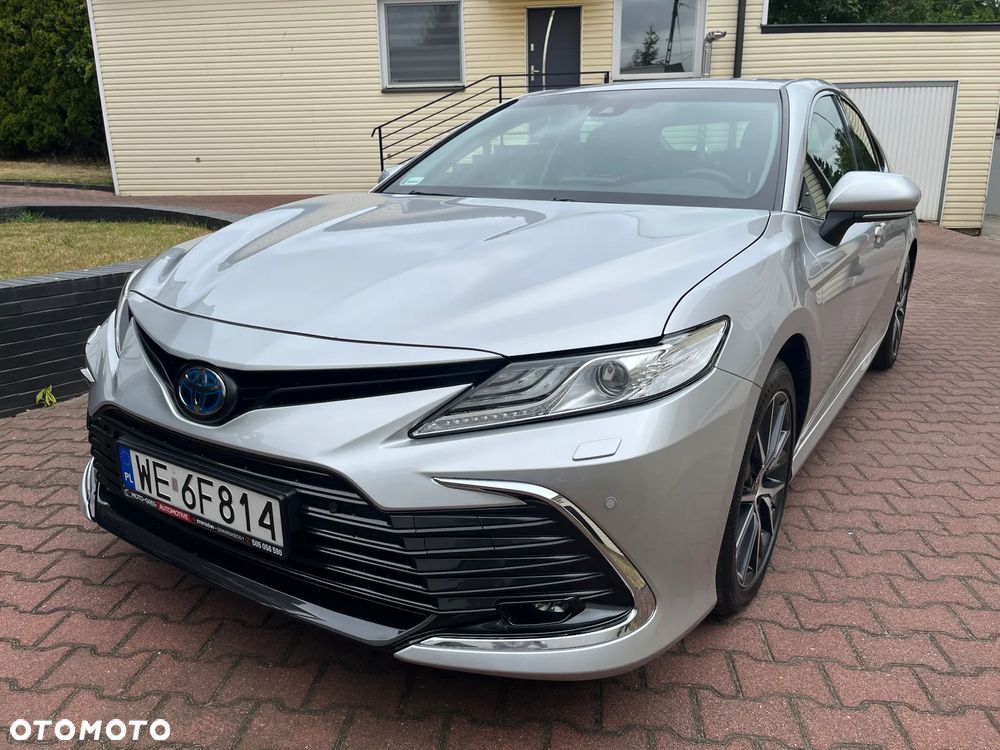 Toyota Camry 2.5 Hybrid Executive CVT - 3