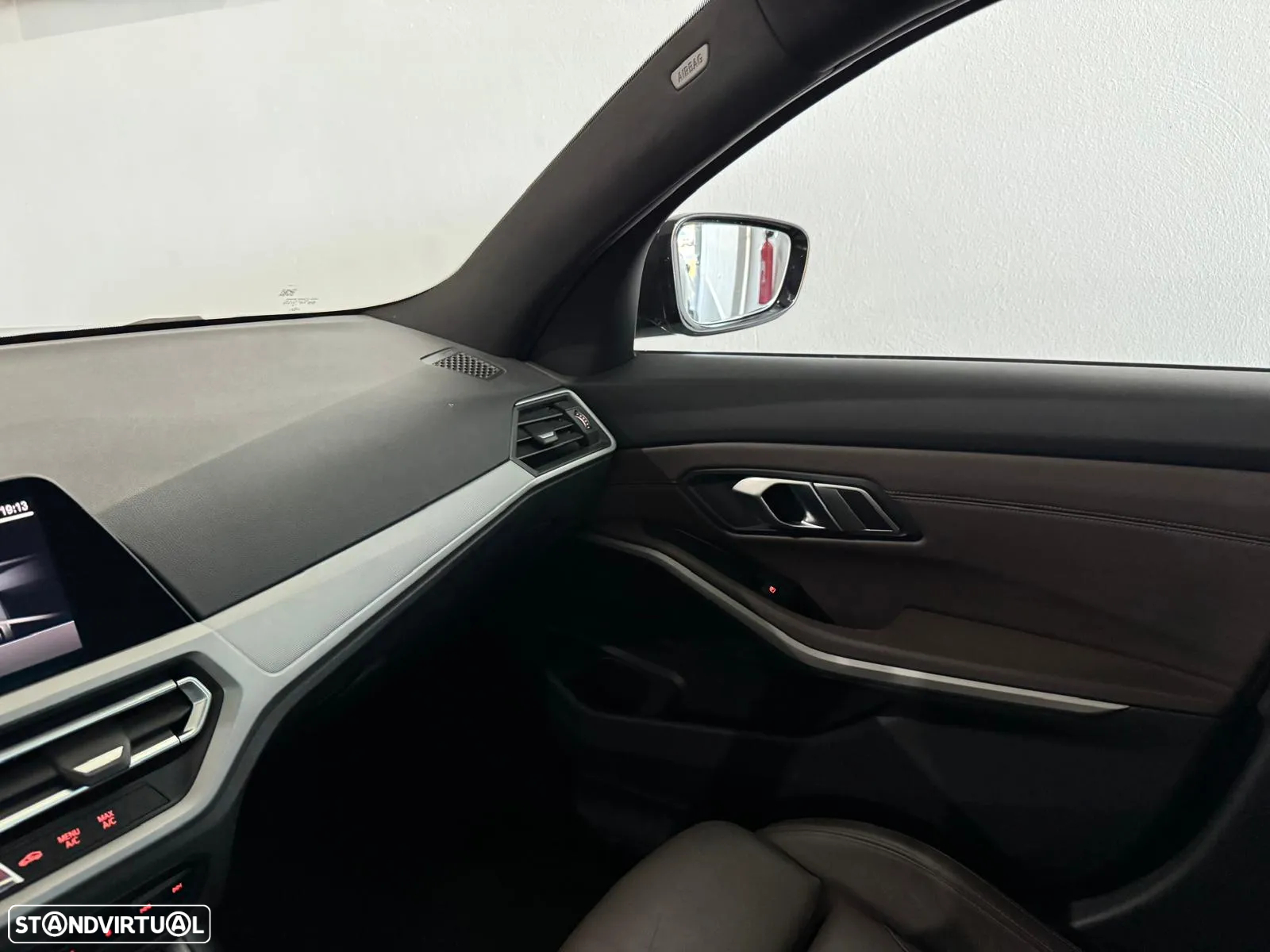BMW 330 e Auto - 21