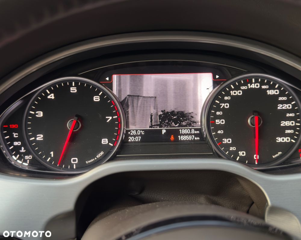 Audi A8 6.3 W12 FSI L Quattro - 35