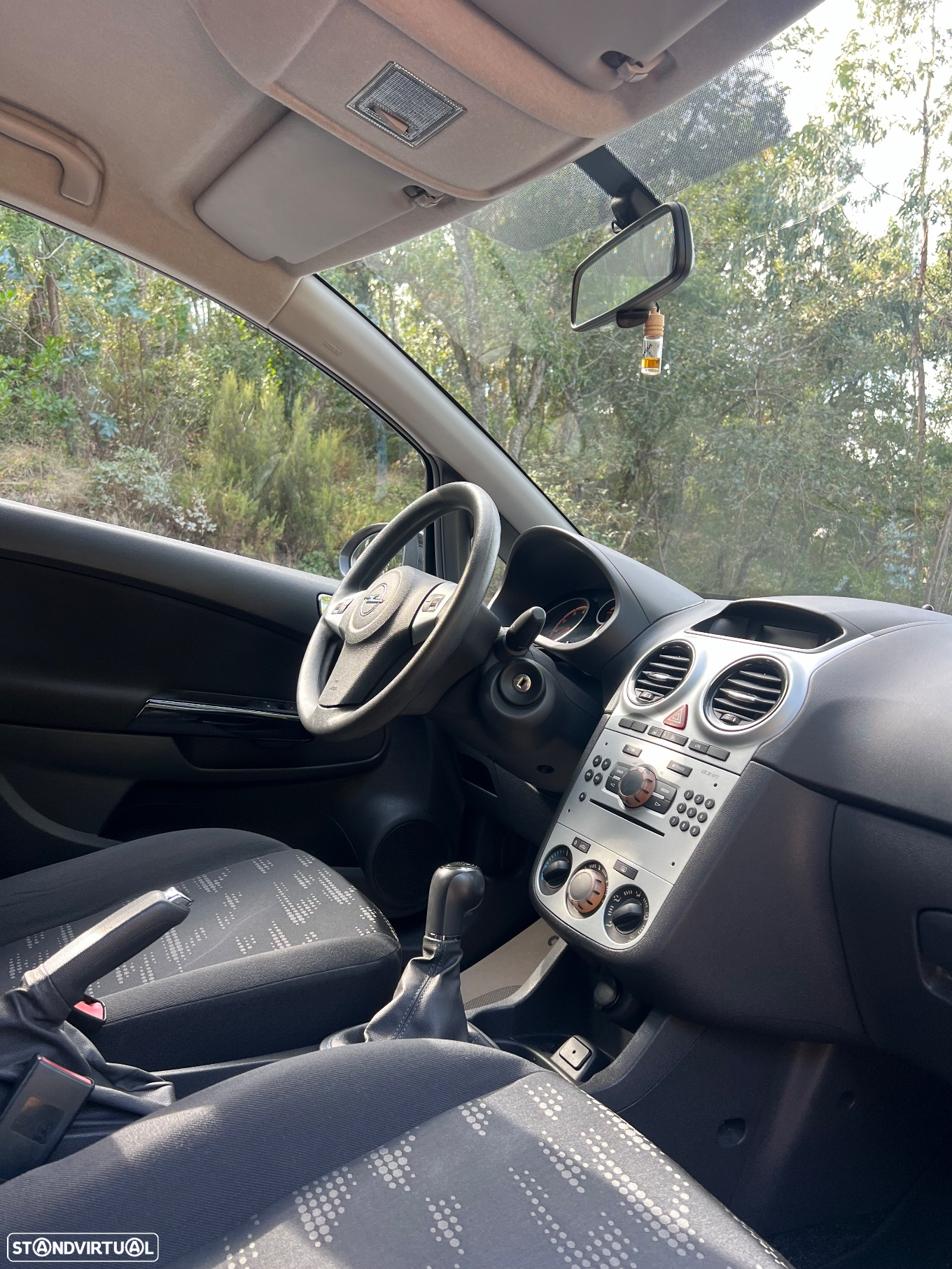 Opel Corsa 1.2 Go! FlexFuel - 8