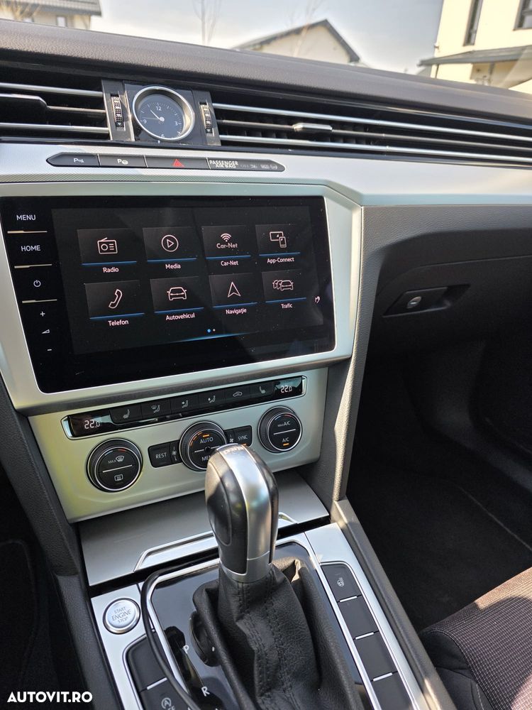 Volkswagen Passat 1.5 TSI ACT DSG Comfortline - 8