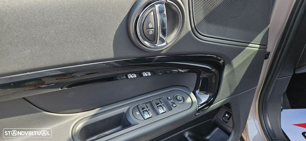 MINI Countryman Cooper SE ALL4 Auto - 20