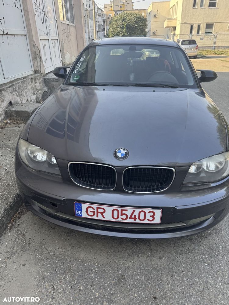 BMW Seria 1 118i - 4