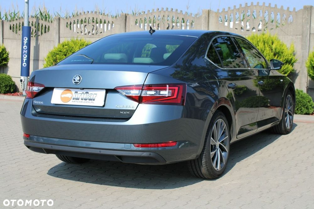 Skoda Superb 2.0 TDI 4x4 DSG L&K - 6