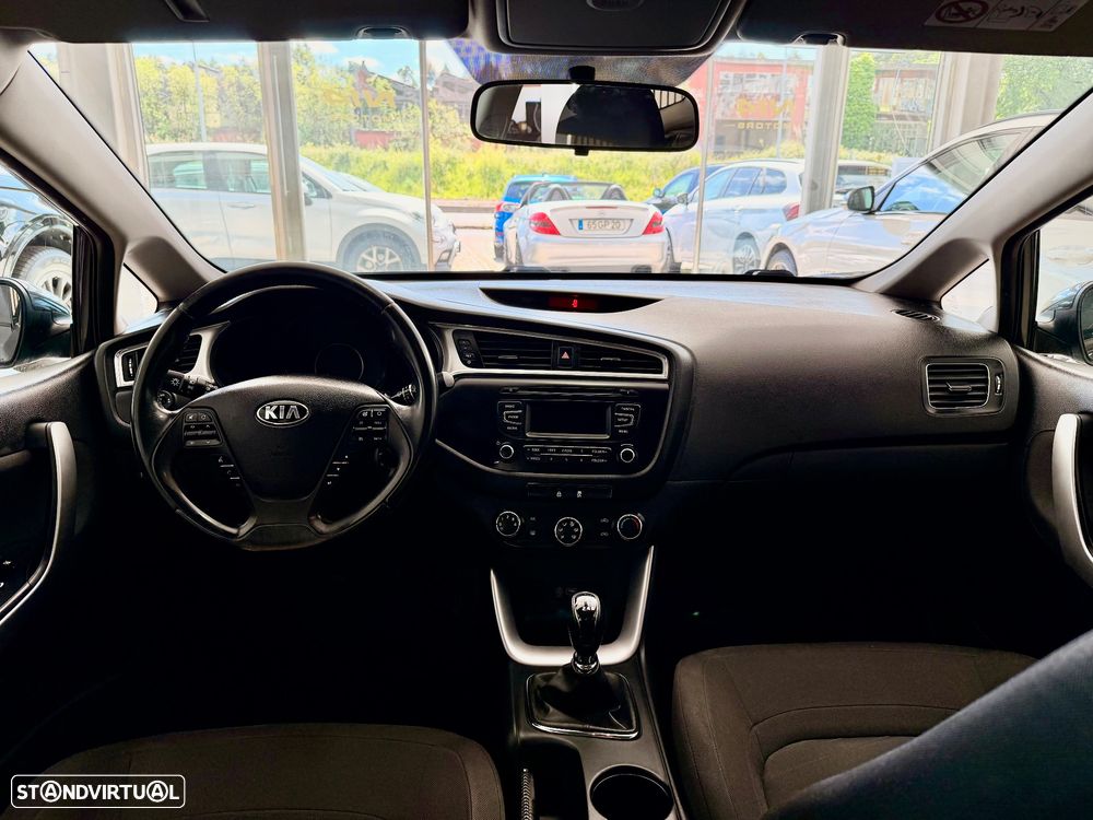 Kia Ceed SW 1.4 CRDi Prime - 19