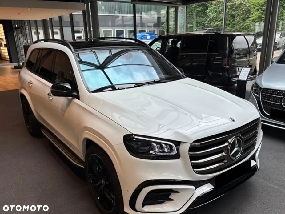 Mercedes-Benz GLS - 2