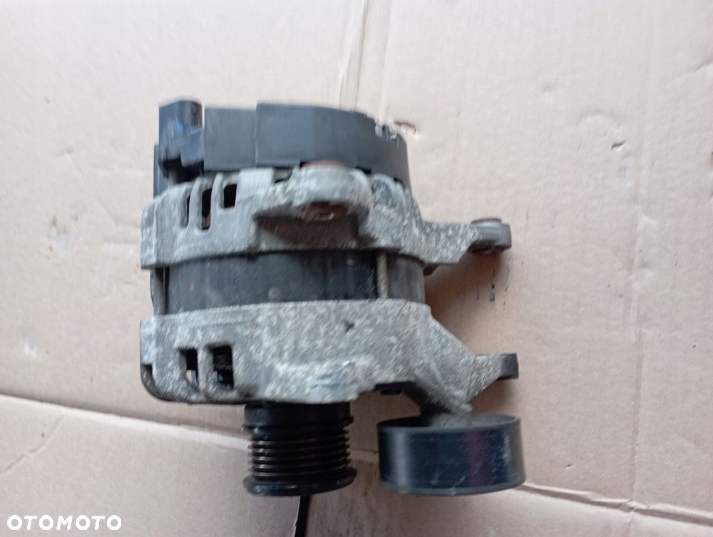 MERCEDES W204 1.6 CGI ALTERNATOR A1729014000 - 2