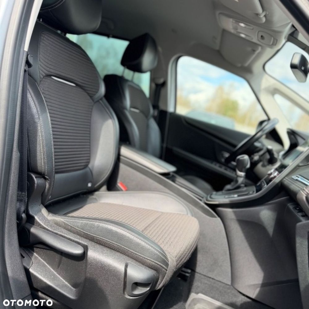 Renault Scenic - 30