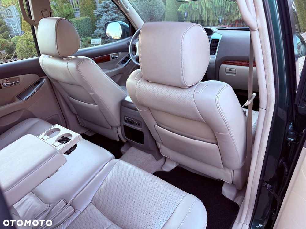 Toyota Land Cruiser 3.0 D Sol - 17