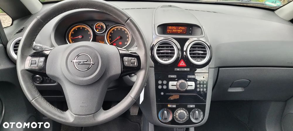 Opel Corsa - 20
