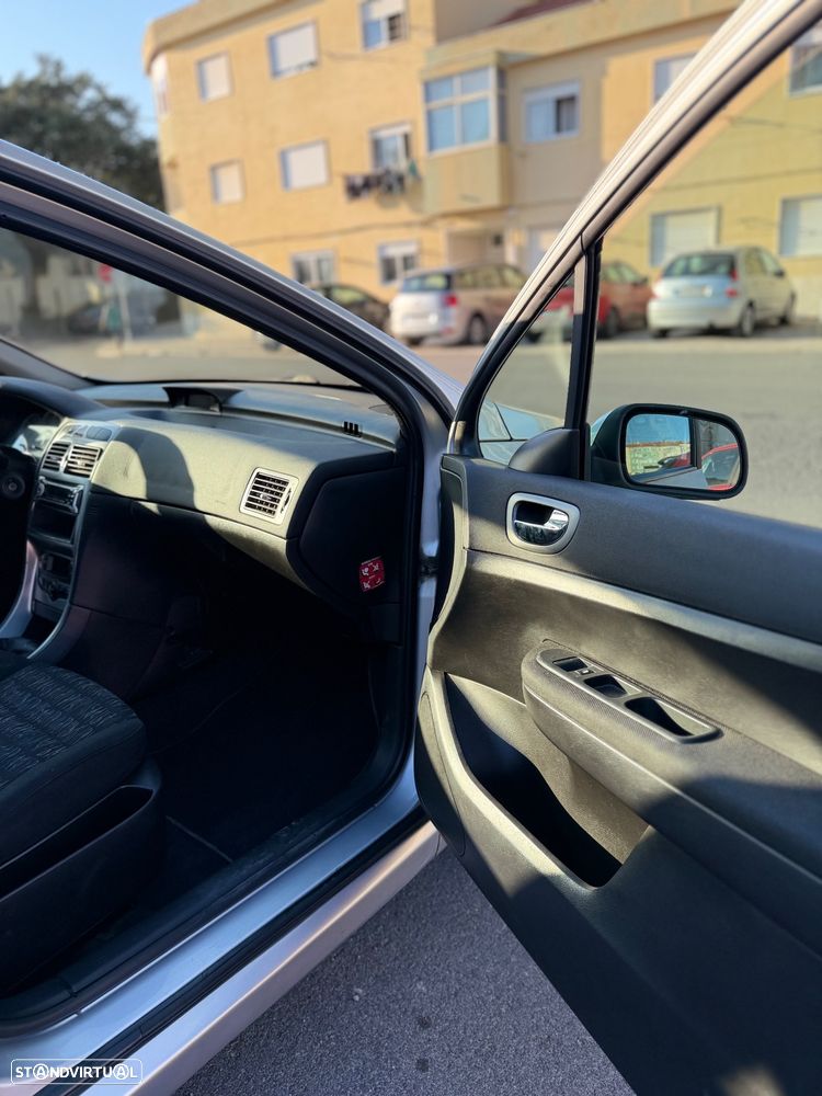 Peugeot 307 1.4 HDi XR - 6