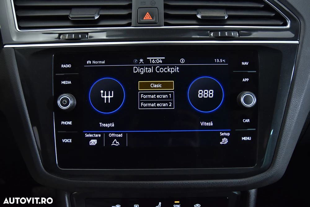 Volkswagen Tiguan - 23