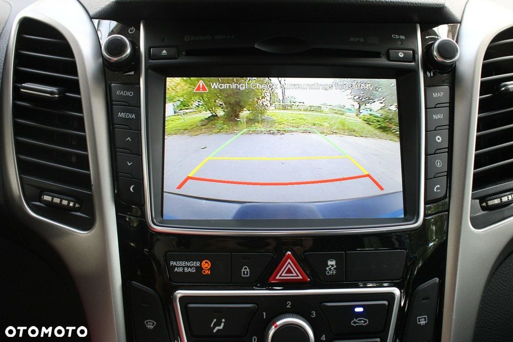 Hyundai i30 1.4 YES - 15