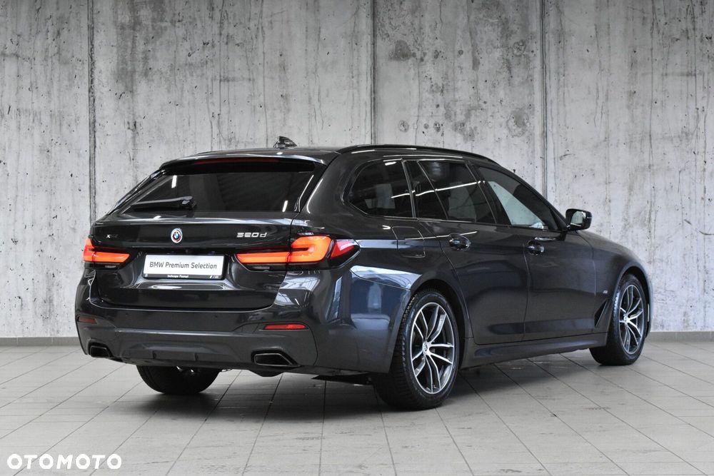 BMW Seria 5 520d mHEV M Sport sport - 3