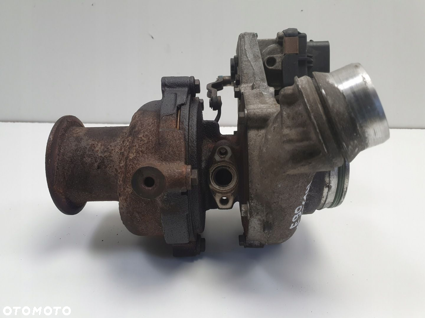 BMW E90 E91 2.0 D TURBOSPRĘŻARKA turbo 7810189C N47 - 4