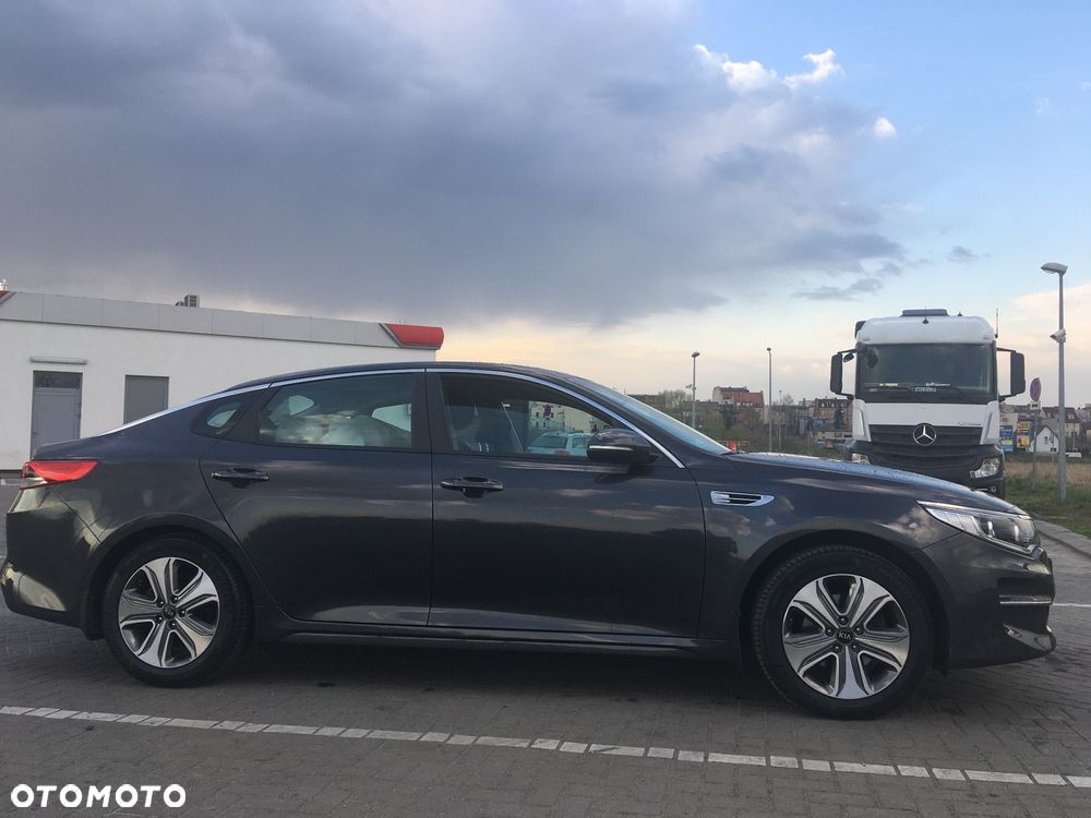 Kia Optima 1.7 CRDI M - 2