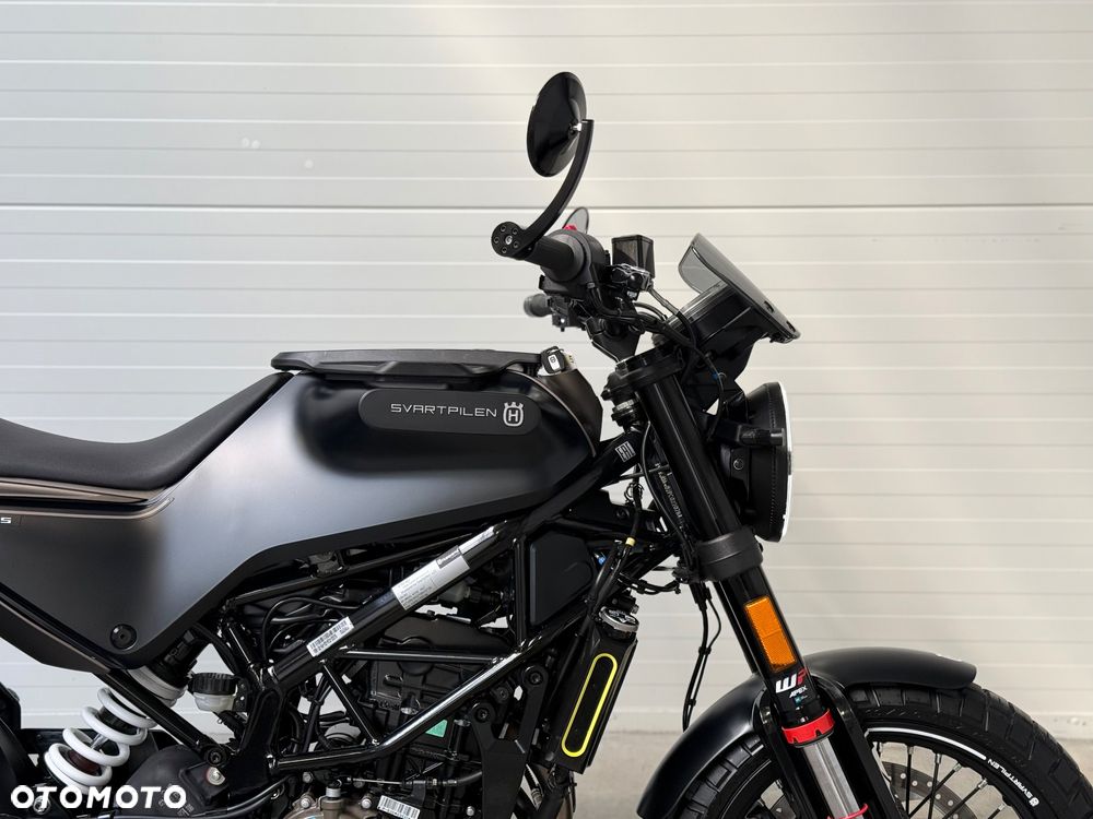 Husqvarna Svartpilen - 11