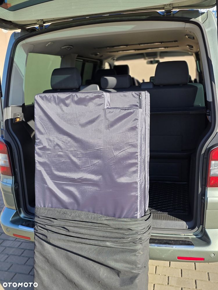 Volkswagen Multivan - 29