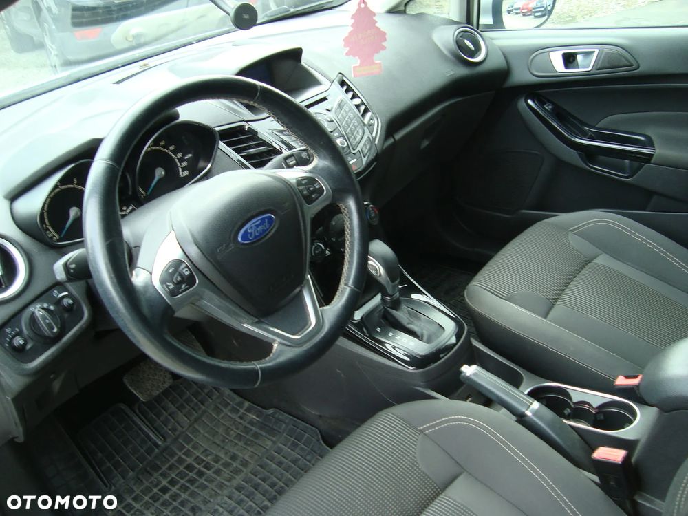 Ford Fiesta - 9
