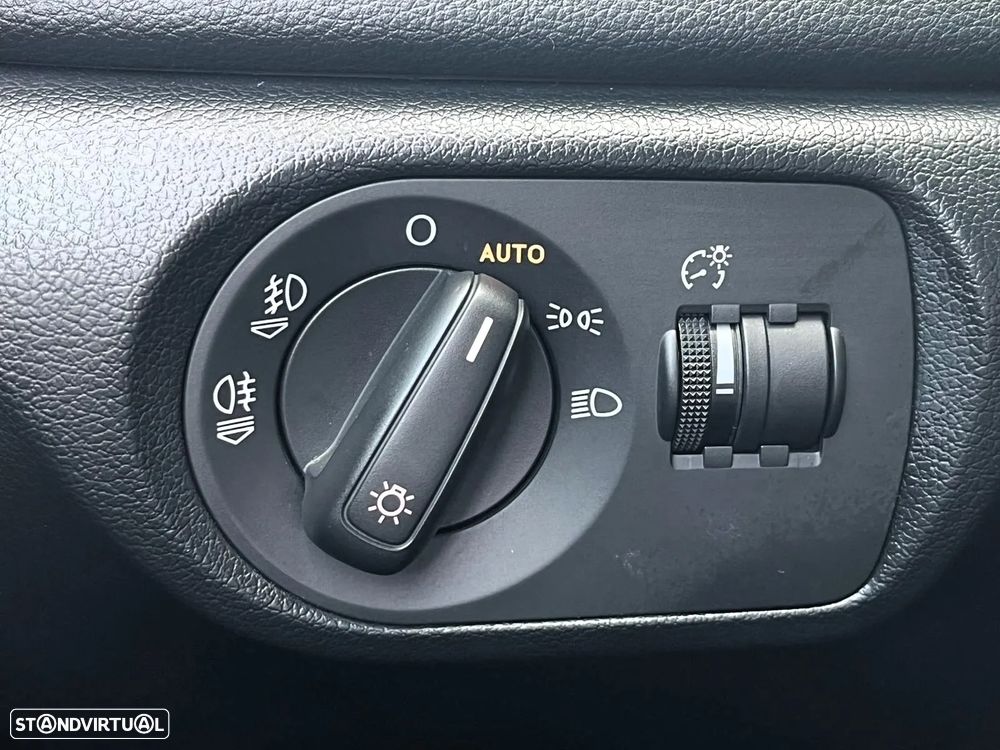 Audi Q3 2.0 TDI Sport - 29