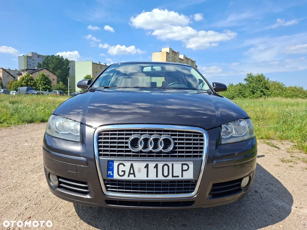 Audi A3 Sportback 2.0 TDI DPF Ambiente - 2