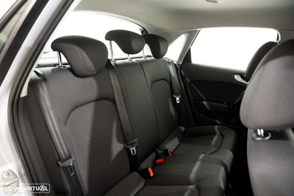 Audi A1 Sportback 1.0 TFSI Design - 11