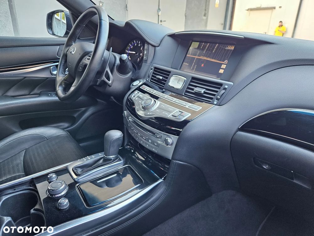 Infiniti Q70 2.2d Premium Executive EU6 - 11