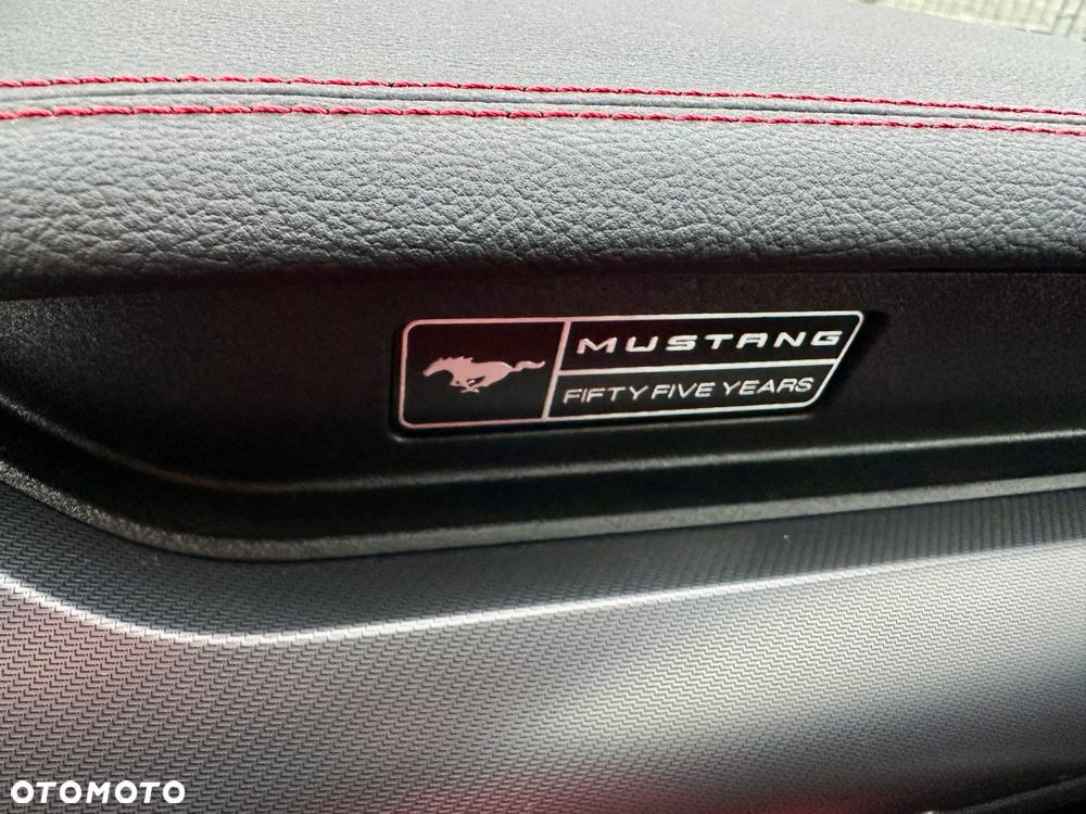 Ford Mustang 5.0 V8 GT - 23