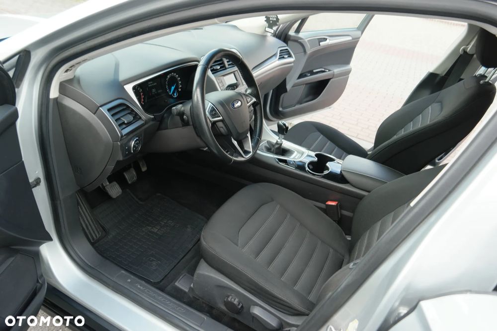 Ford Mondeo - 18